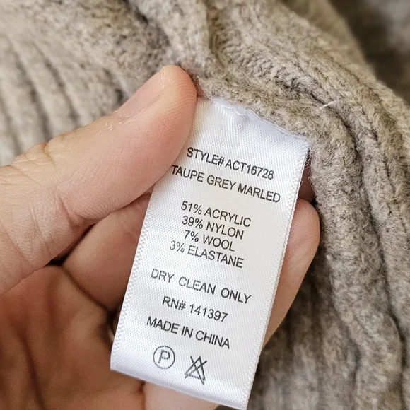 ASTR Belmont Antique Jewelled Button Wool Blend Cardigan - Picture 8 of 13